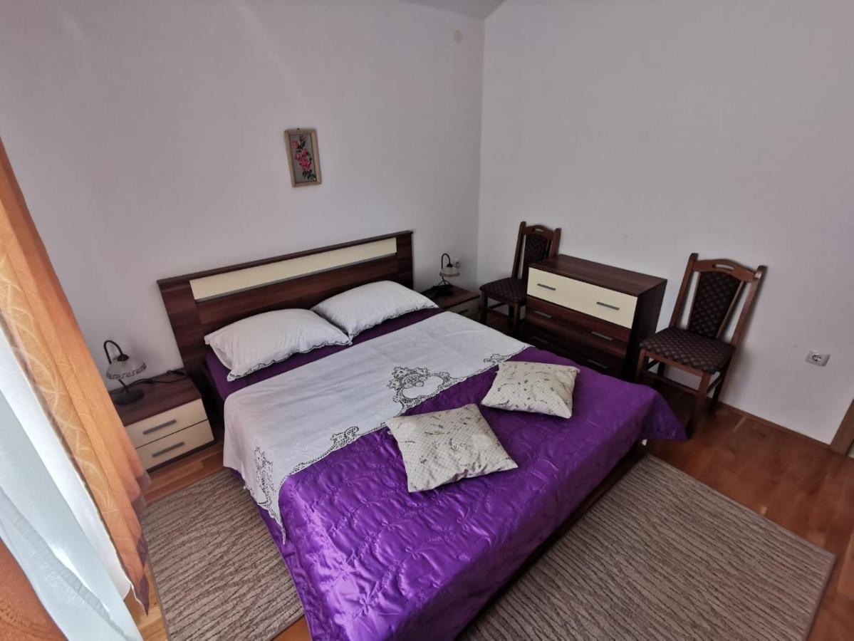 Apartman Zora Podstrana Bagian luar foto